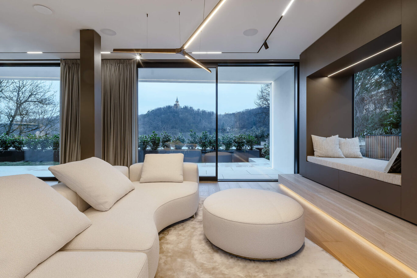 vaclavnovakcom_block house_01-2026_forbes 13