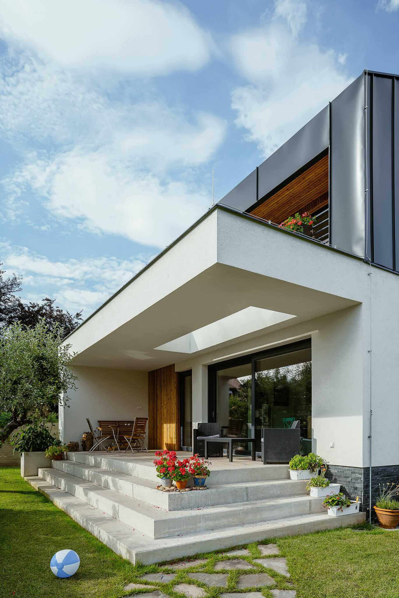 vaclavnovakcom_studio ma_cercany 10