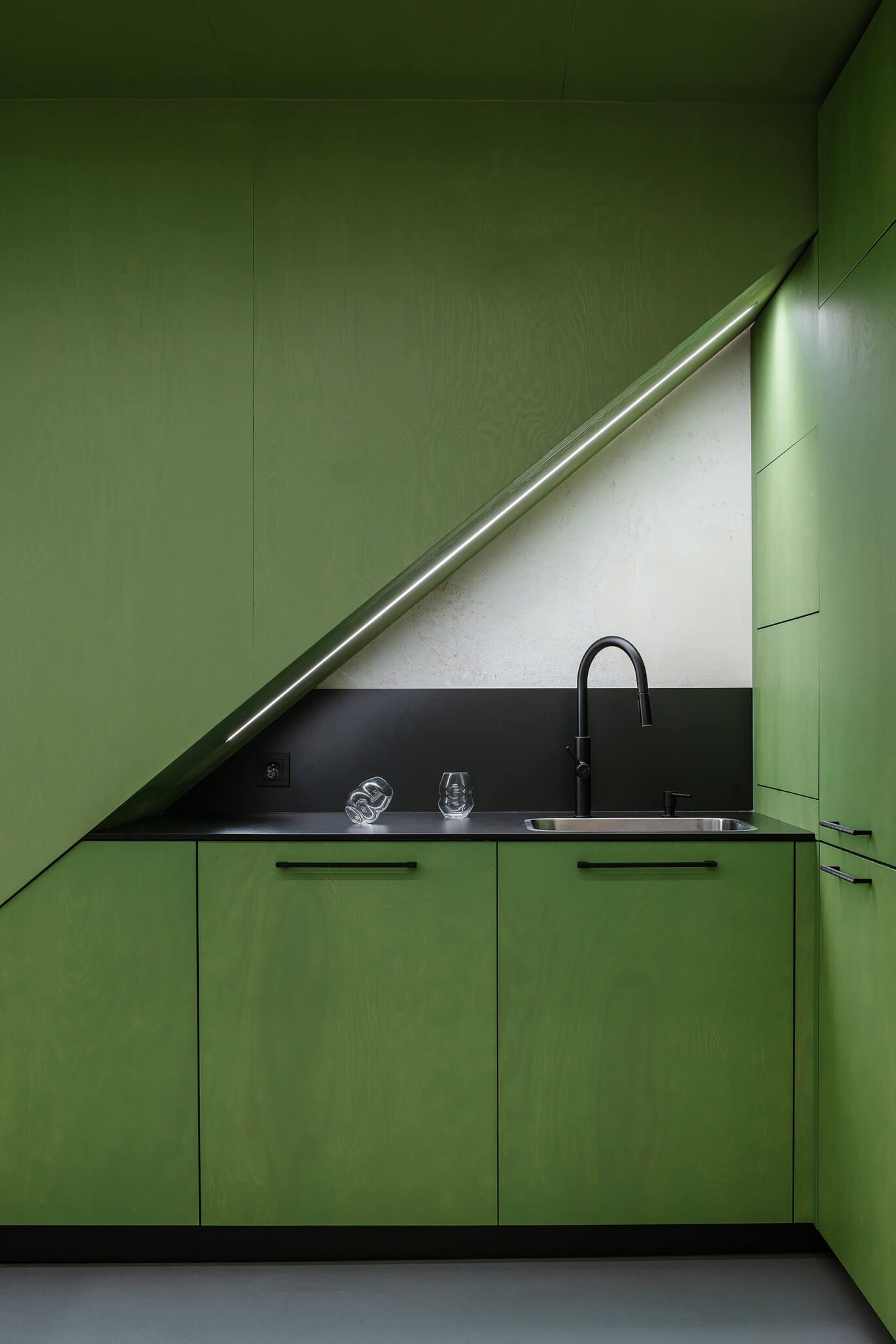 vaclavnovakcom_ma studio_zlati gric 10